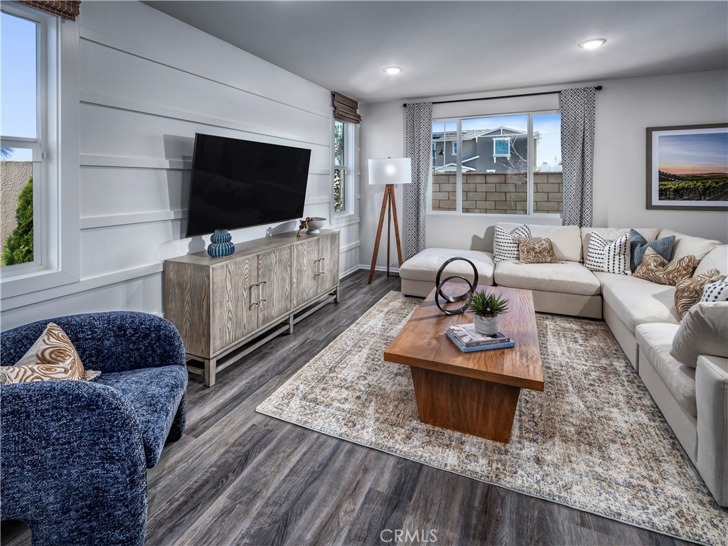 Residential for sale at 28319 Via Moscotel, Temecula CA featuring 3 beds and 3 baths