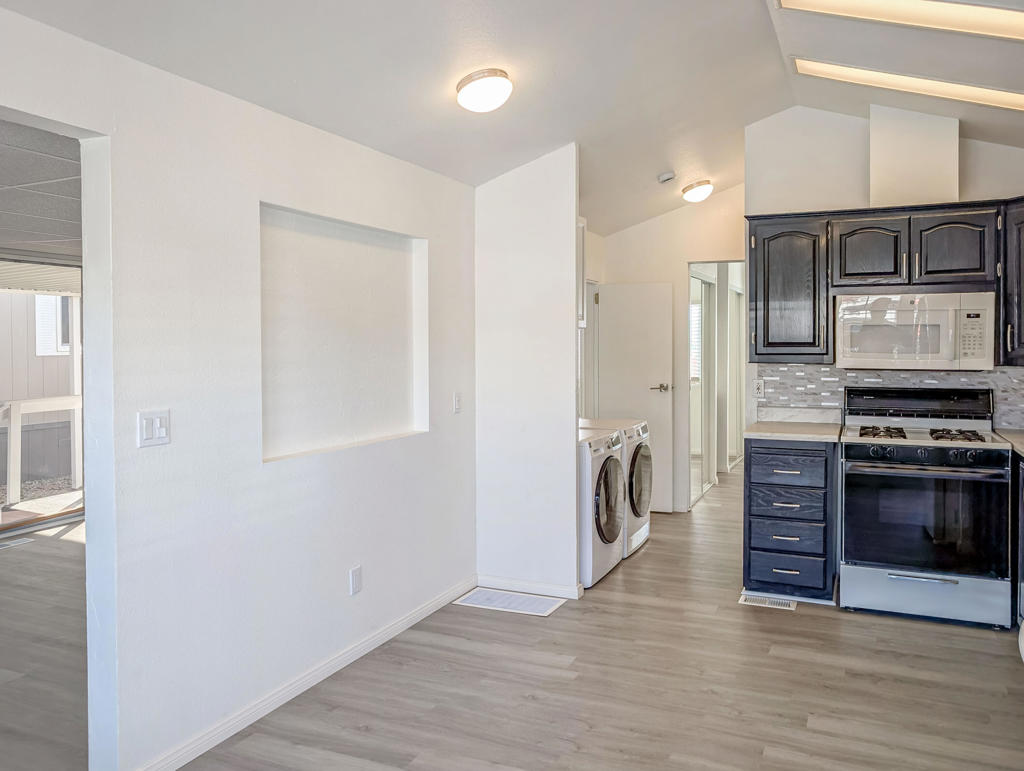 Manufactured In Park for sale at 70200 Dillon Road 284, Desert Hot Springs CA featuring 2 beds and 2 baths