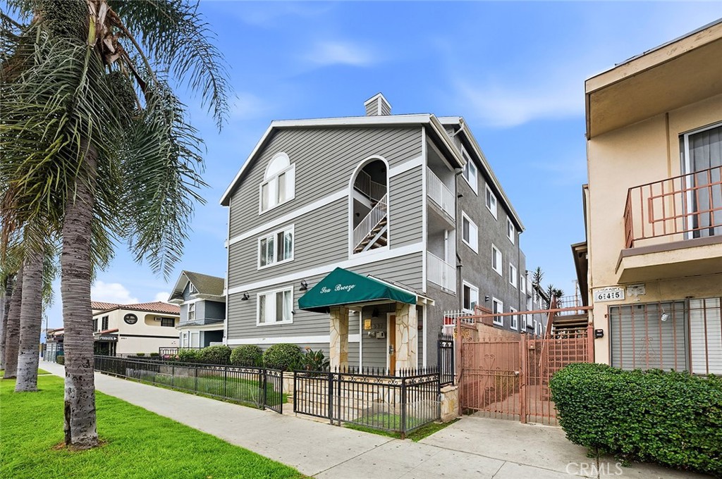 Residential for sale at 637 Atlantic 3, Long Beach CA featuring 2 beds and 2 baths