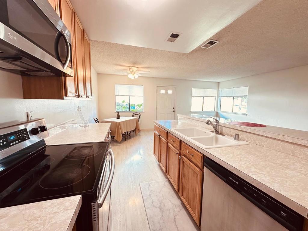 Residential for sale at 922 Ponselle Lane 3, Capitola CA featuring 2 beds and 1 bath