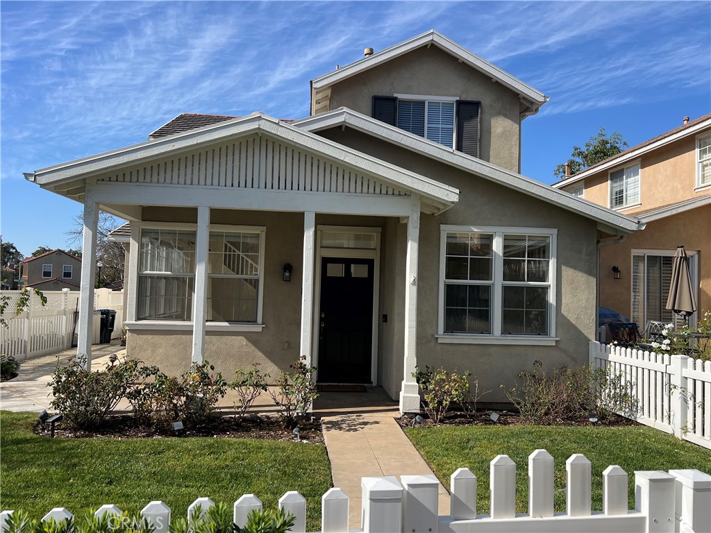 Residential for sale at 15 Paseo Vespertino, Rancho Santa Margarita CA featuring 3 beds and 3 baths