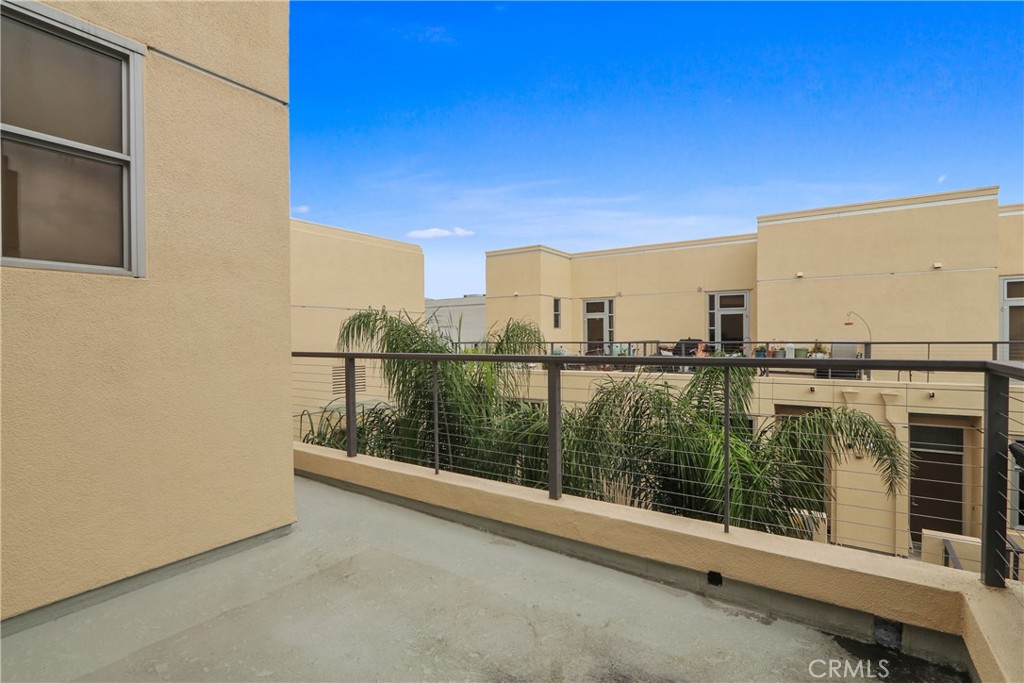 Residential Lease for rent at 133 The Promenade N 402, Long Beach CA featuring 2 beds and 2 baths