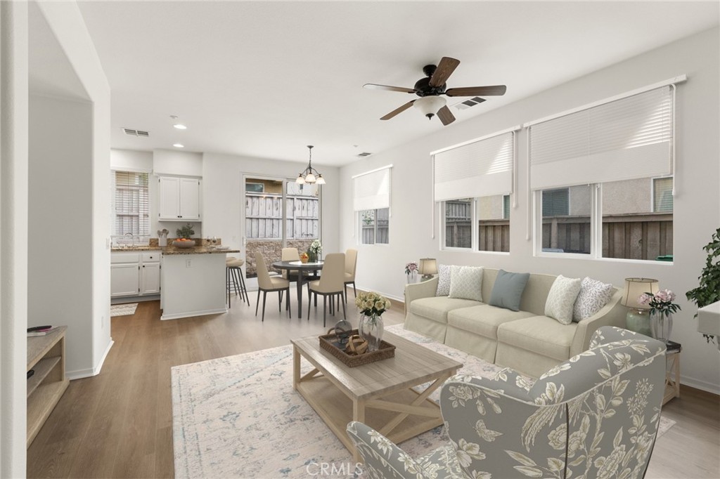 Residential for sale at 25218 Crest Haven 3, Murrieta CA featuring 2 beds and 3 baths