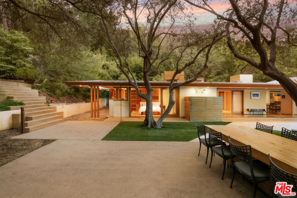 Residential for sale at 7302 Mulholland Drive, Los Angeles CA featuring 5 beds and 3 baths