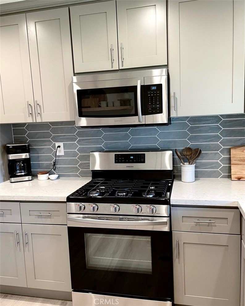 Residential Lease for rent at 31554 Agoura Road 3, Westlake Village CA featuring 1 bed and 1 bath