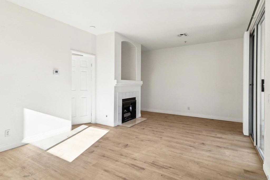 Residential Lease for rent at 11410 Via Rancho San Diego 38, El Cajon CA featuring 1 bed and 1 bath