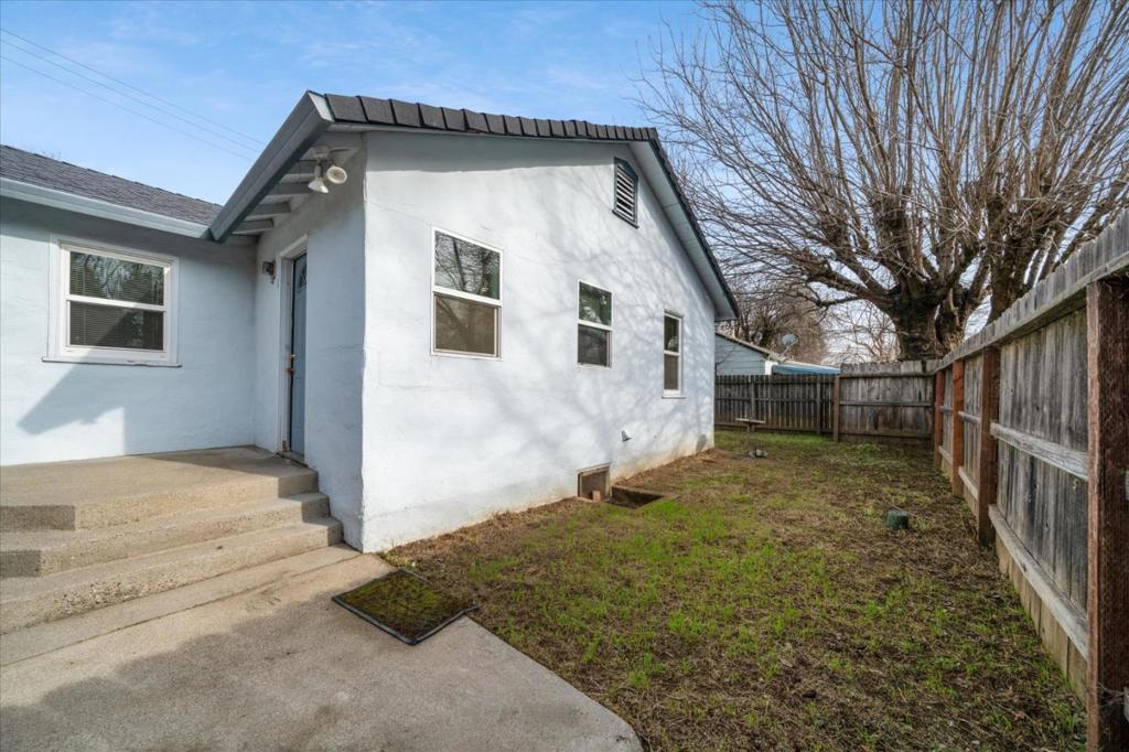 Residential for sale at 409 Smile Place, Redding CA featuring 3 beds and 2 baths