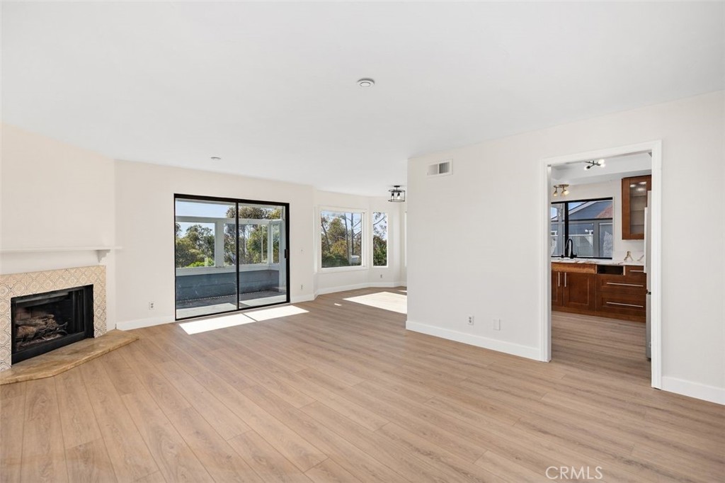 Residential for sale at 2113 Calle Ola Verde, San Clemente CA featuring 3 beds and 2 baths