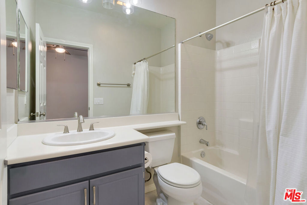 Residential Lease for rent at 17426 Half Moon Court, Riverside CA featuring 5 beds and 5 baths