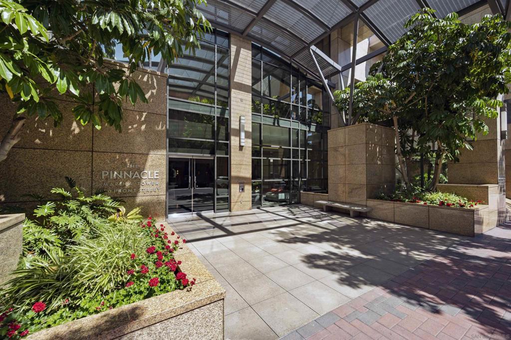 Residential for sale at 550 Front St 404, San Diego CA featuring 2 beds and 2 baths