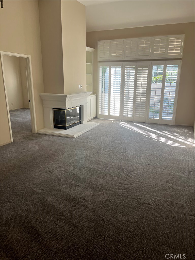 Residential Lease for rent at 21597 San Lorenzo, Mission Viejo CA featuring 2 beds and 2 baths