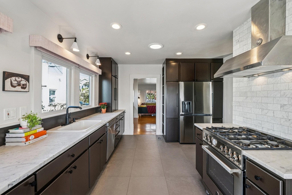 Residential for sale at 1546 Beverly Pl, Berkeley CA featuring 3 beds and 1 bath