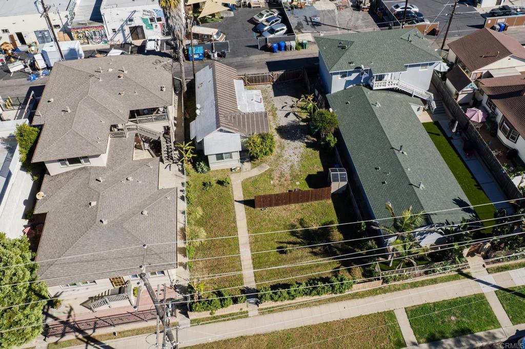 Residential for sale at 114 S Tremont Street, Oceanside CA featuring 3 beds and 1 bath