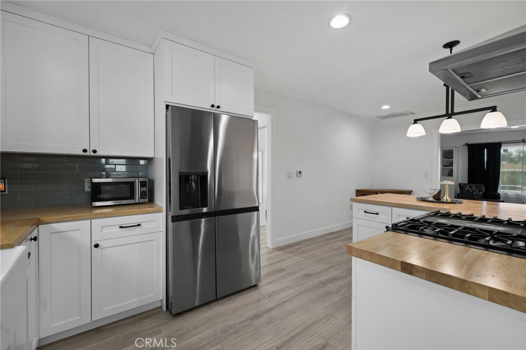 Residential for sale at 926 Texas, Redlands CA featuring 3 beds and 1 bath