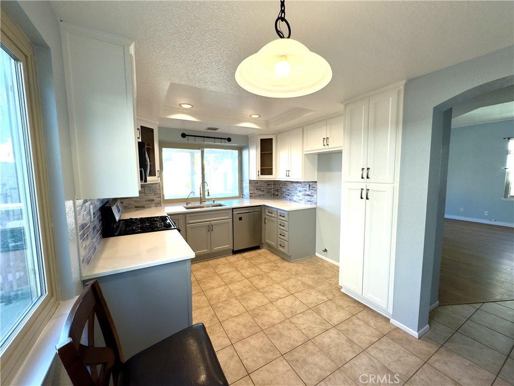 Residential Lease for rent at 7759 Devonshire Court, Rancho Cucamonga CA featuring 3 beds and 2 baths