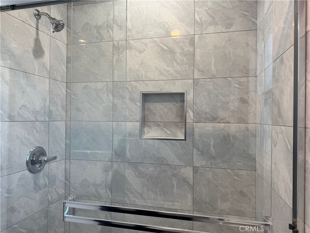 Residential Lease for rent at 3719 Mckenzie 3719, Riverside CA featuring 4 beds and 2 baths