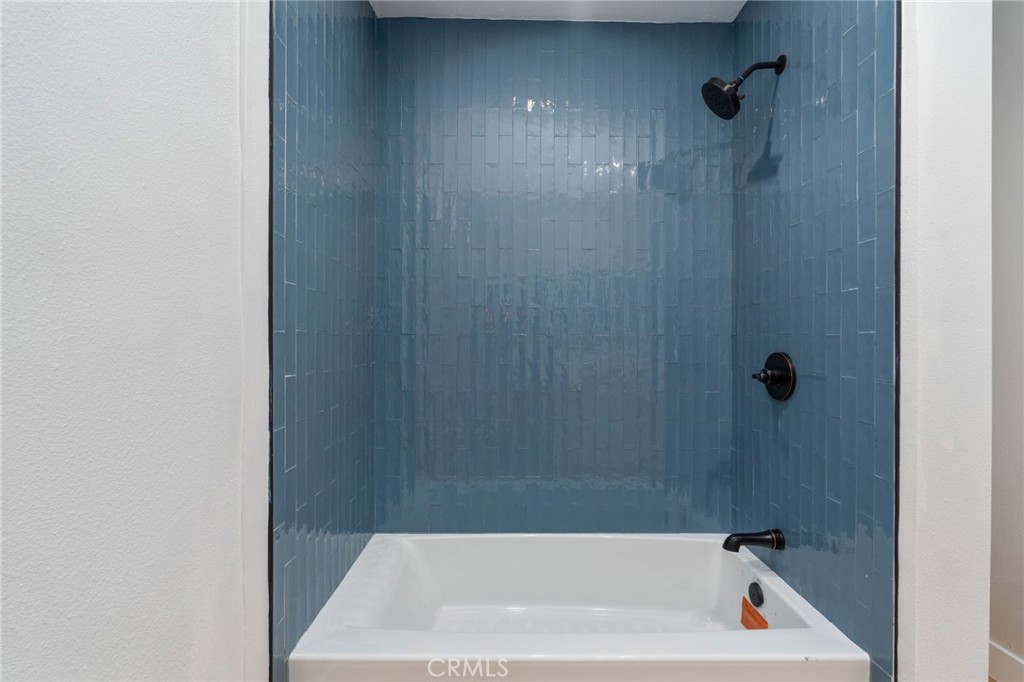 Residential for sale at 9153 Beech Ave, Fontana CA featuring 3 beds and 1 bath