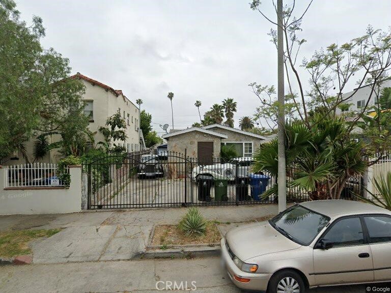 Residential for sale at 1521 S Cloverdale, Los Angeles CA featuring 2 beds and 1 bath