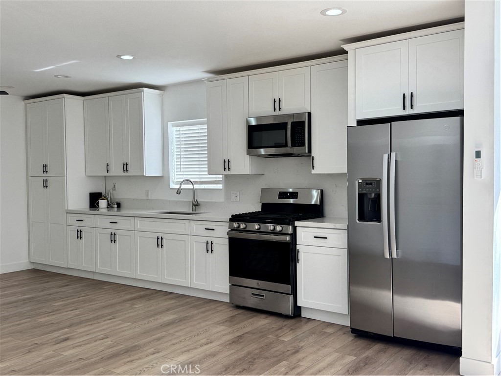 Residential Lease for rent at 5773 Angela Avenue 2, Jurupa Valley CA featuring 2 beds and 1 bath