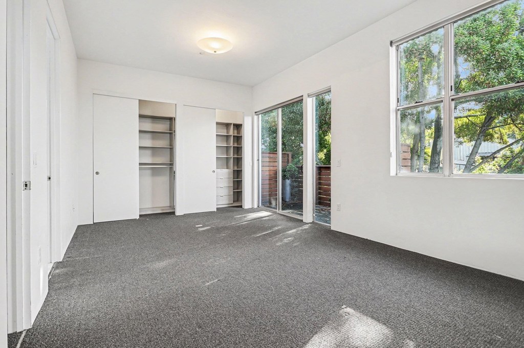 Residential Lease for rent at 3425 Louise Street, Oakland CA featuring 3 beds and 3 baths