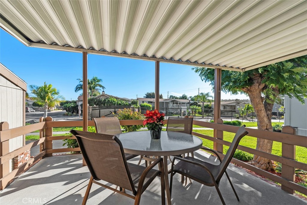 Manufactured In Park for sale at 5815 E La Palma Avenue E 271, Anaheim CA featuring 3 beds and 2 baths