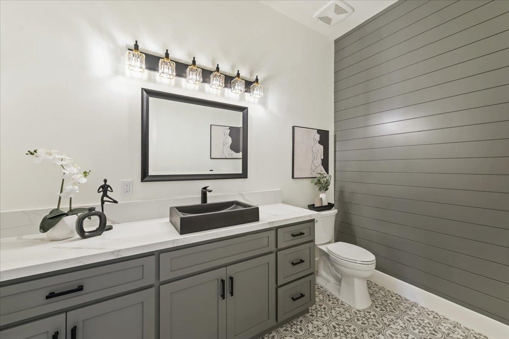 Residential for sale at 2352 Gamay Common, Livermore CA featuring 5 beds and 6 baths