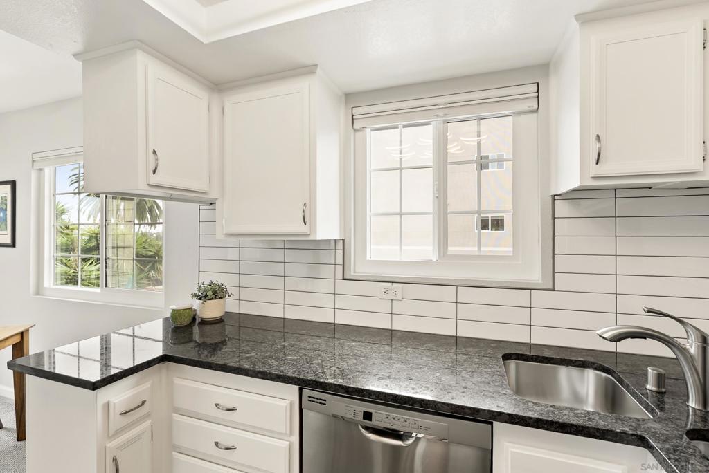 Residential for sale at 4086 Georgia St 4, San Diego CA featuring 1 bed and 1 bath