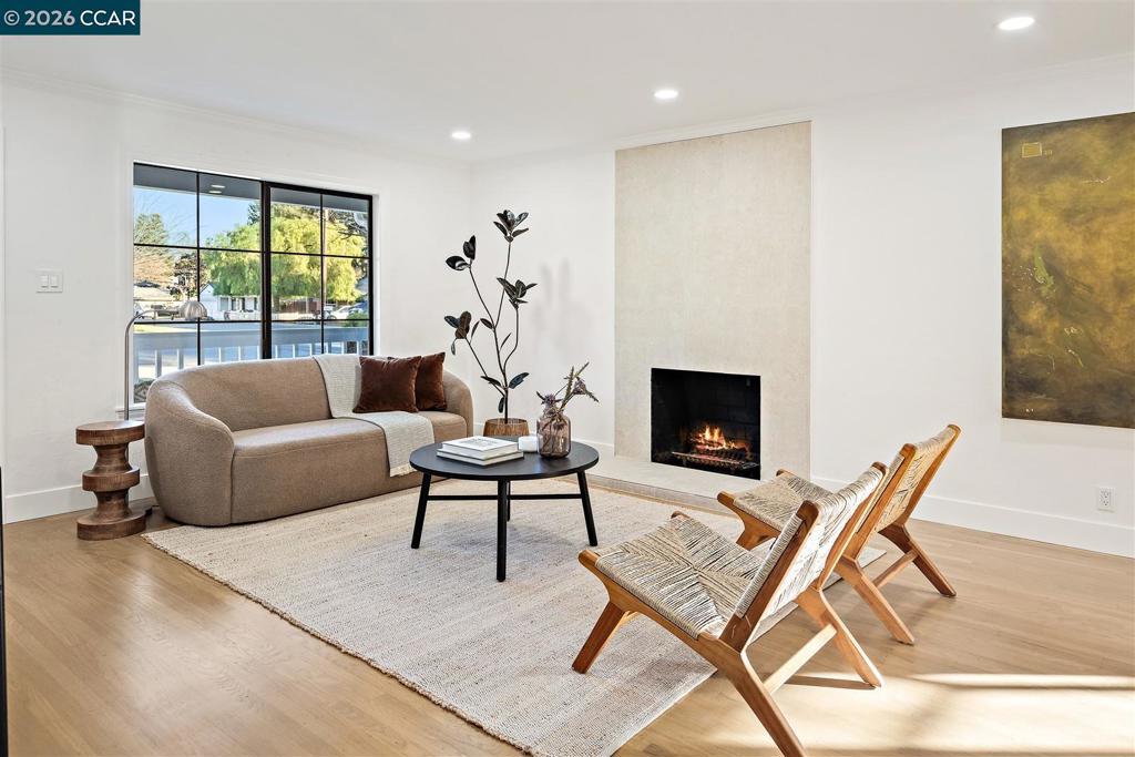 Residential for sale at 437 Coleman Ct, Pleasant Hill CA featuring 3 beds and 2 baths