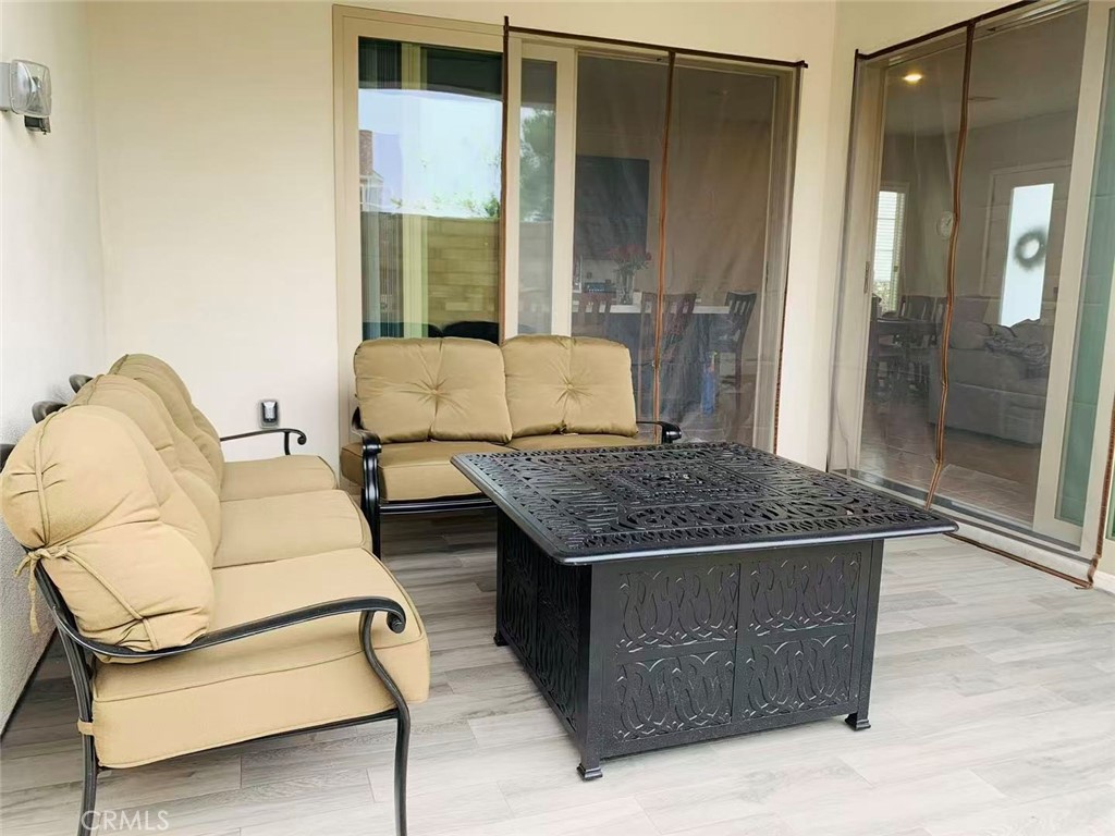 Residential Lease for rent at 170 Scale, Irvine CA featuring 4 beds and 4 baths