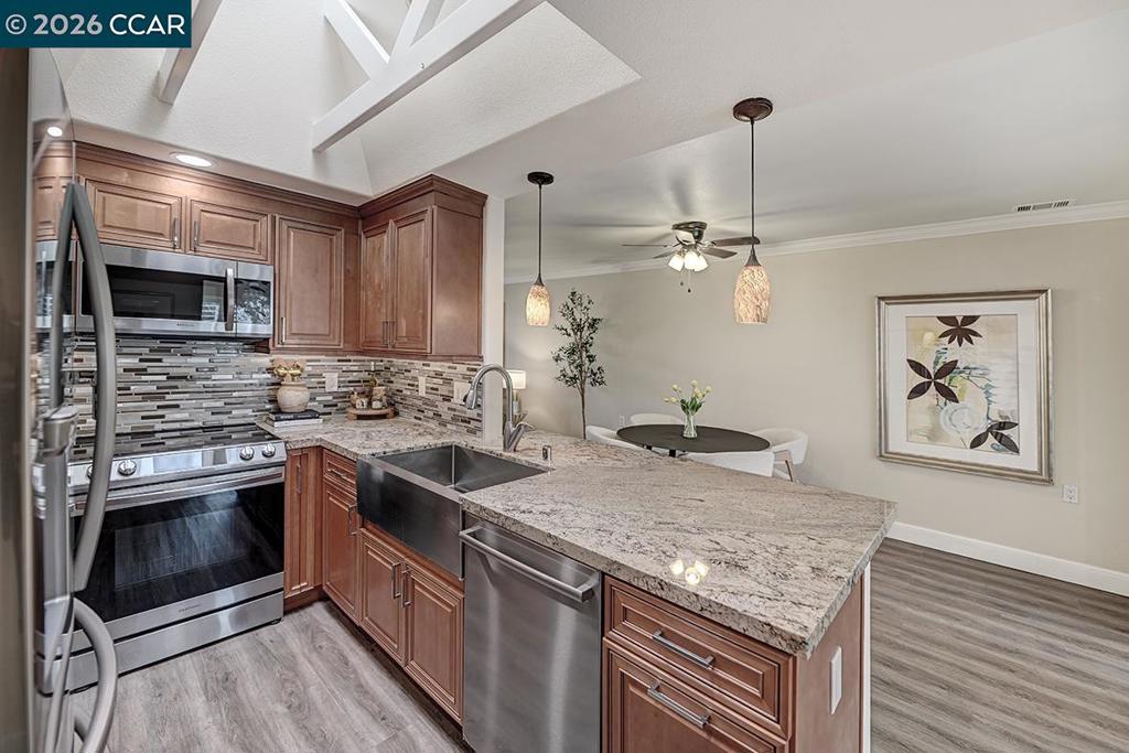 Residential for sale at 1100 Oakmont Dr 3, Walnut Creek CA featuring 2 beds and 2 baths