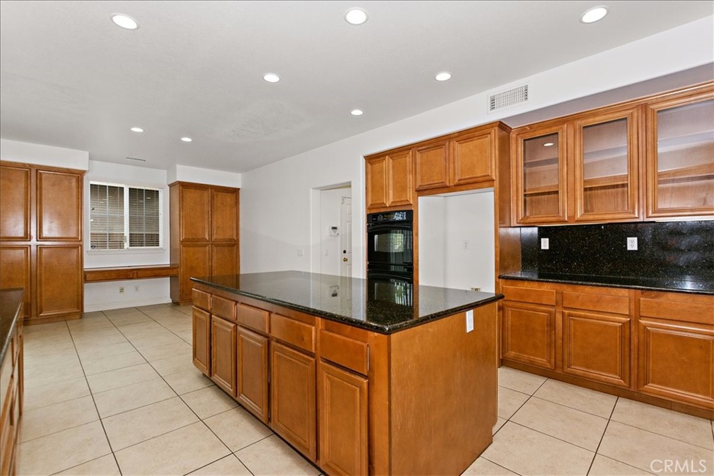 Residential Lease for rent at 7594 Silverado Trail Place, Rancho Cucamonga CA featuring 5 beds and 3 baths