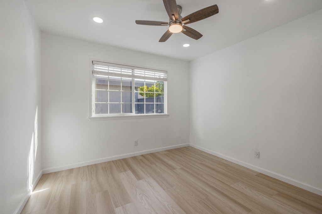 Residential for sale at 4262 Las Feliz Ct, Union City CA featuring 2 beds and 1 bath