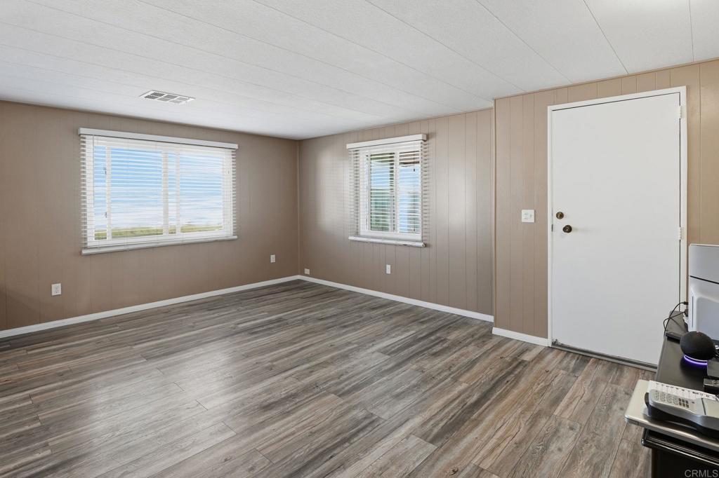 Manufactured In Park for sale at 8701 Mesa Road 77, Santee CA featuring 3 beds and 2 baths