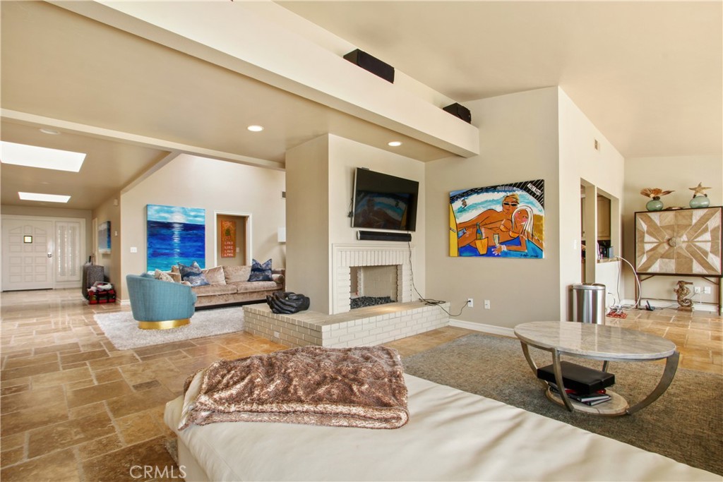 Residential Lease for rent at 22872 Via Cordova, Dana Point CA featuring 3 beds and 3 baths