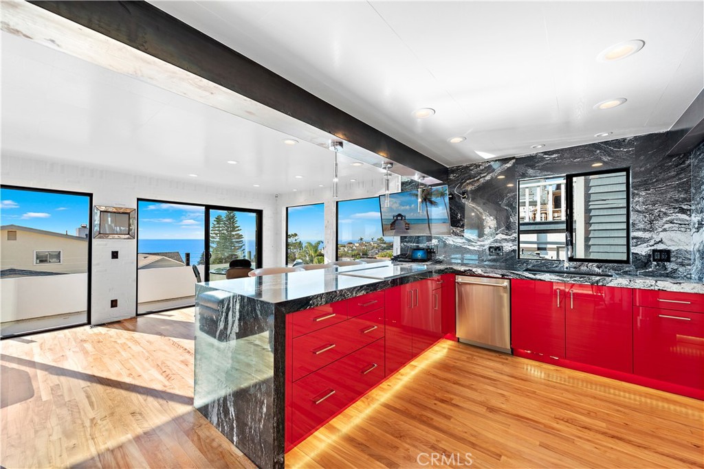 Residential Lease for rent at 2966 Terry Road, Laguna Beach CA featuring 3 beds and 2 baths