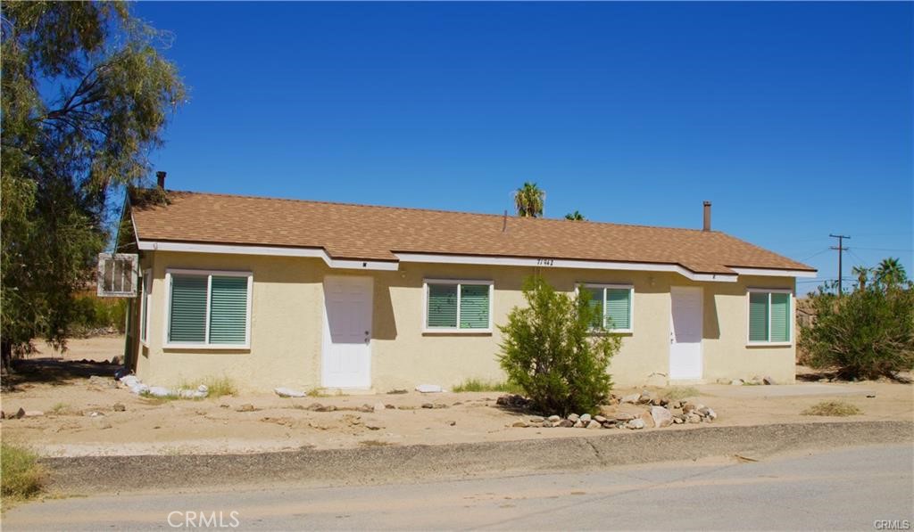 Residential Lease for rent at 71942 Buena Vista Drive, 29 Palms CA featuring 1 bed and 1 bath