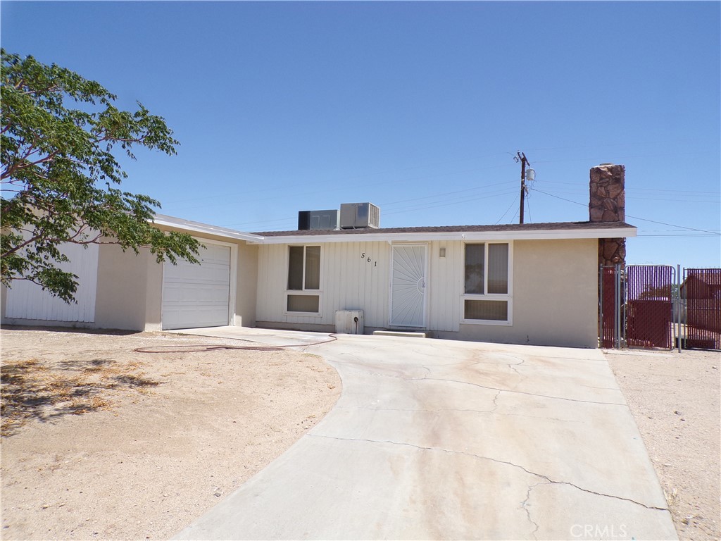 Residential for sale at 561 Frances, Barstow CA featuring 3 beds and 2 baths