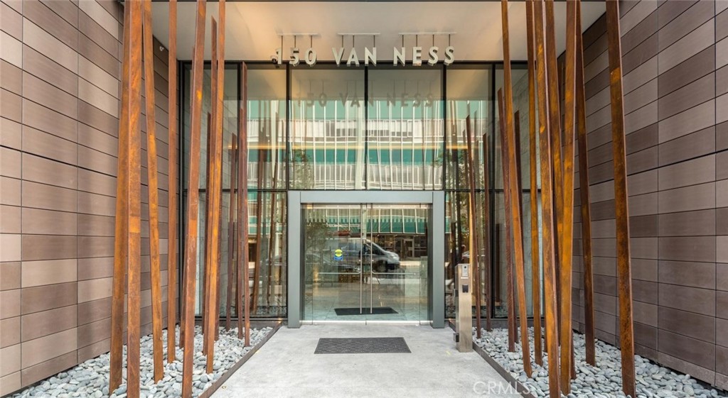 Residential Lease for rent at 150 Van Ness Avenue 1222, San Francisco, San Francisco County CA featuring 1 bed and 1 bath