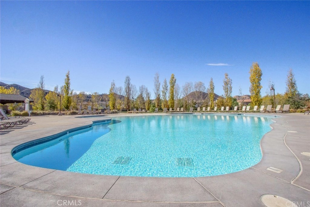 Residential Lease for rent at 33546 Cedar Creek Lane, Lake Elsinore CA featuring 4 beds and 3 baths