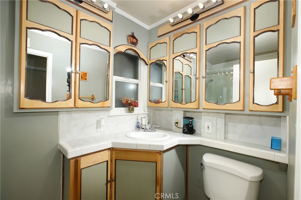 Residential for sale at 5523 Parkmor Road, Calabasas CA featuring 4 beds and 2 baths