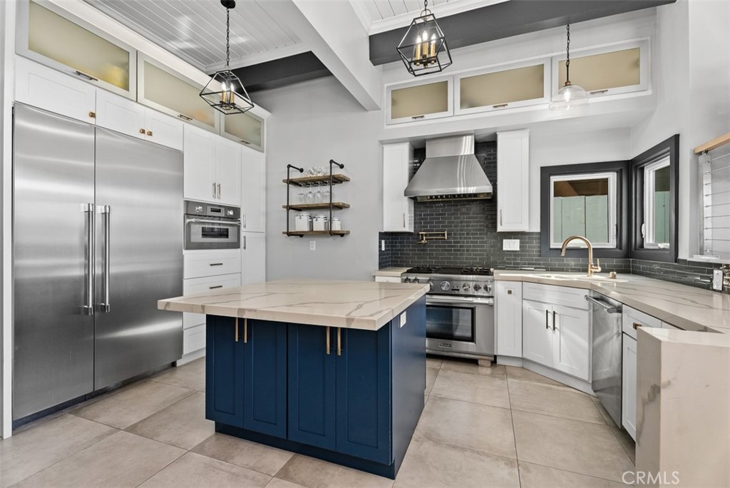 Residential for sale at 1414 Mar Vista, Laguna Beach CA featuring 5 beds and 4 baths