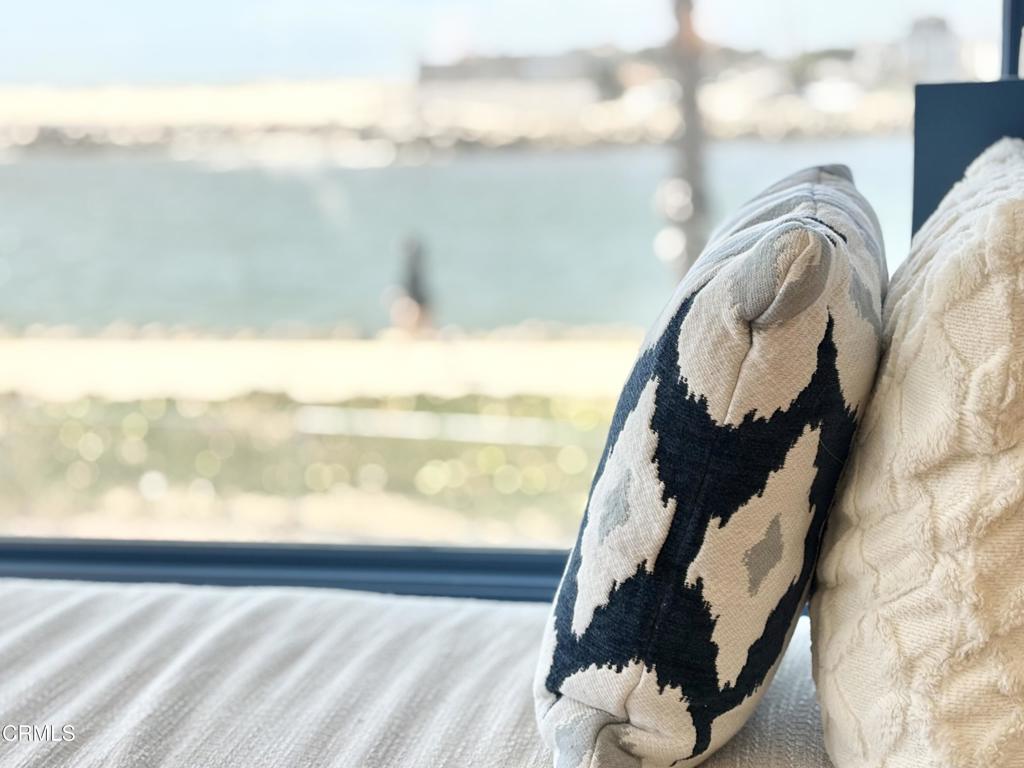 Residential Lease for rent at 2524 Ocean Drive, Oxnard CA featuring 3 beds and 2 baths