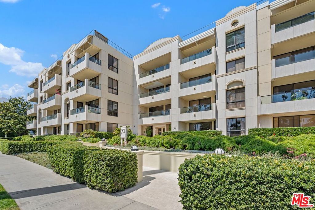 Residential for sale at 701 Ocean Avenue 110, Santa Monica CA featuring 2 beds and 3 baths