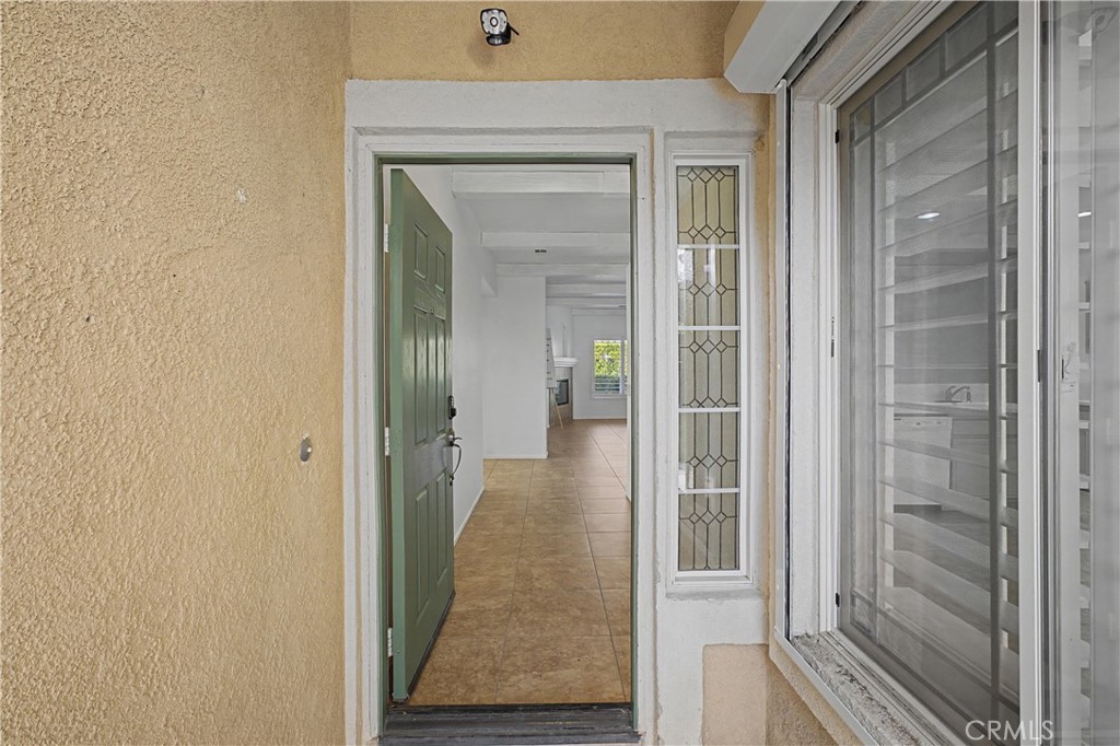 Residential for sale at 992 Mira Grande, Palm Springs CA featuring 3 beds and 2 baths