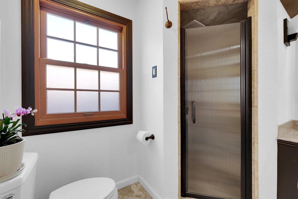 Residential for sale at 890 Linwood Way, San Leandro CA featuring 3 beds and 2 baths