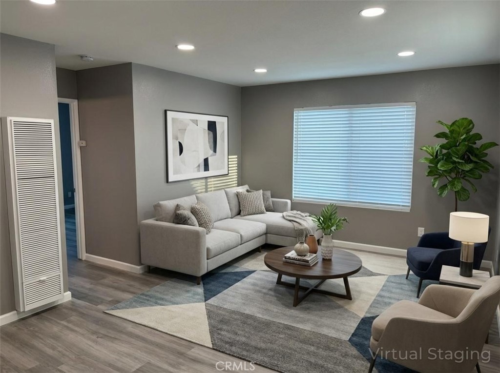 Residential Lease for rent at 16971 Hoskins 3, Huntington Beach CA featuring 1 bed and 1 bath