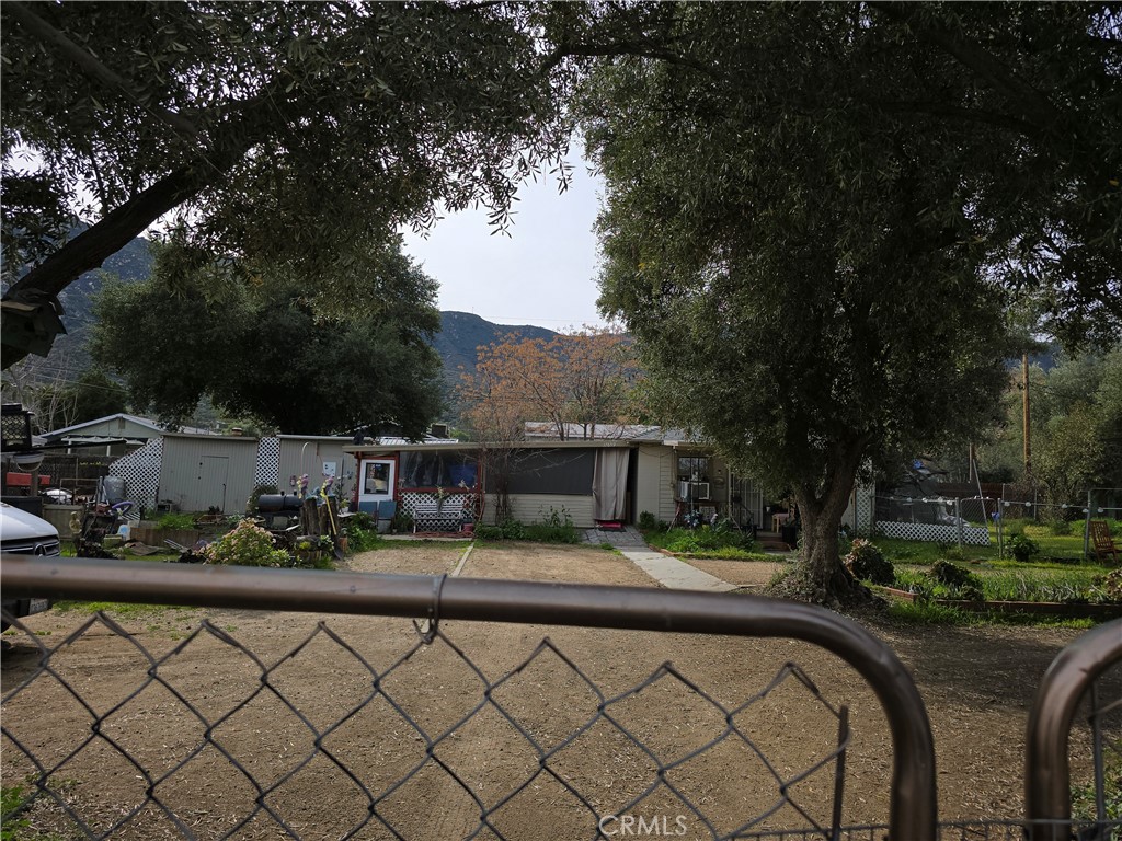 Residential for sale at 17659 Brightman, Lake Elsinore CA featuring 2 beds and 1 bath