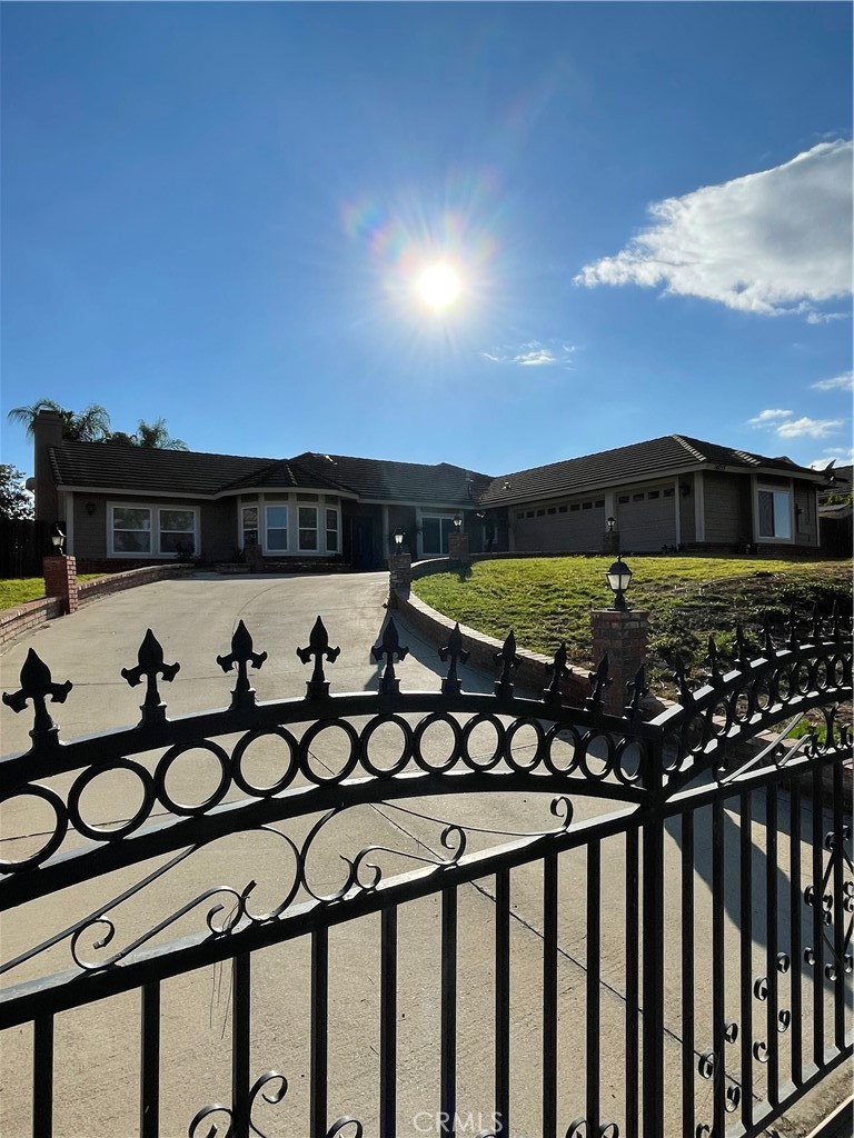 Residential for sale at 14253 Meadowlands, Riverside CA featuring 3 beds and 2 baths