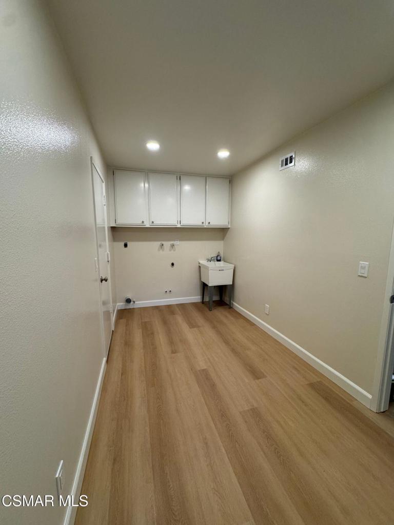 Residential Lease for rent at 893 Blue Spring Drive, Westlake Village CA featuring 4 beds and 2 baths