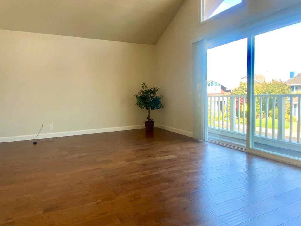 Residential Lease for rent at 852 Arcturus Circle, Foster City CA featuring 5 beds and 3 baths